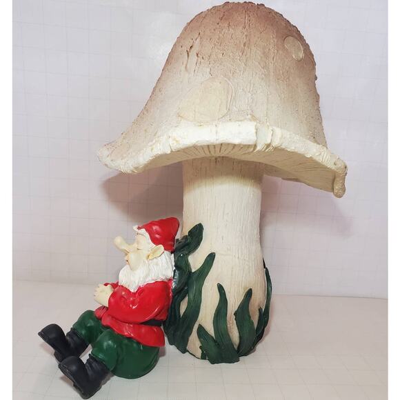 Lazy AF Gnome: This Dude Just Chills (Mushroom Included) - Picture 1 of 6